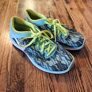 Girls Nike Sneakers Green Teal Youth 6 Active